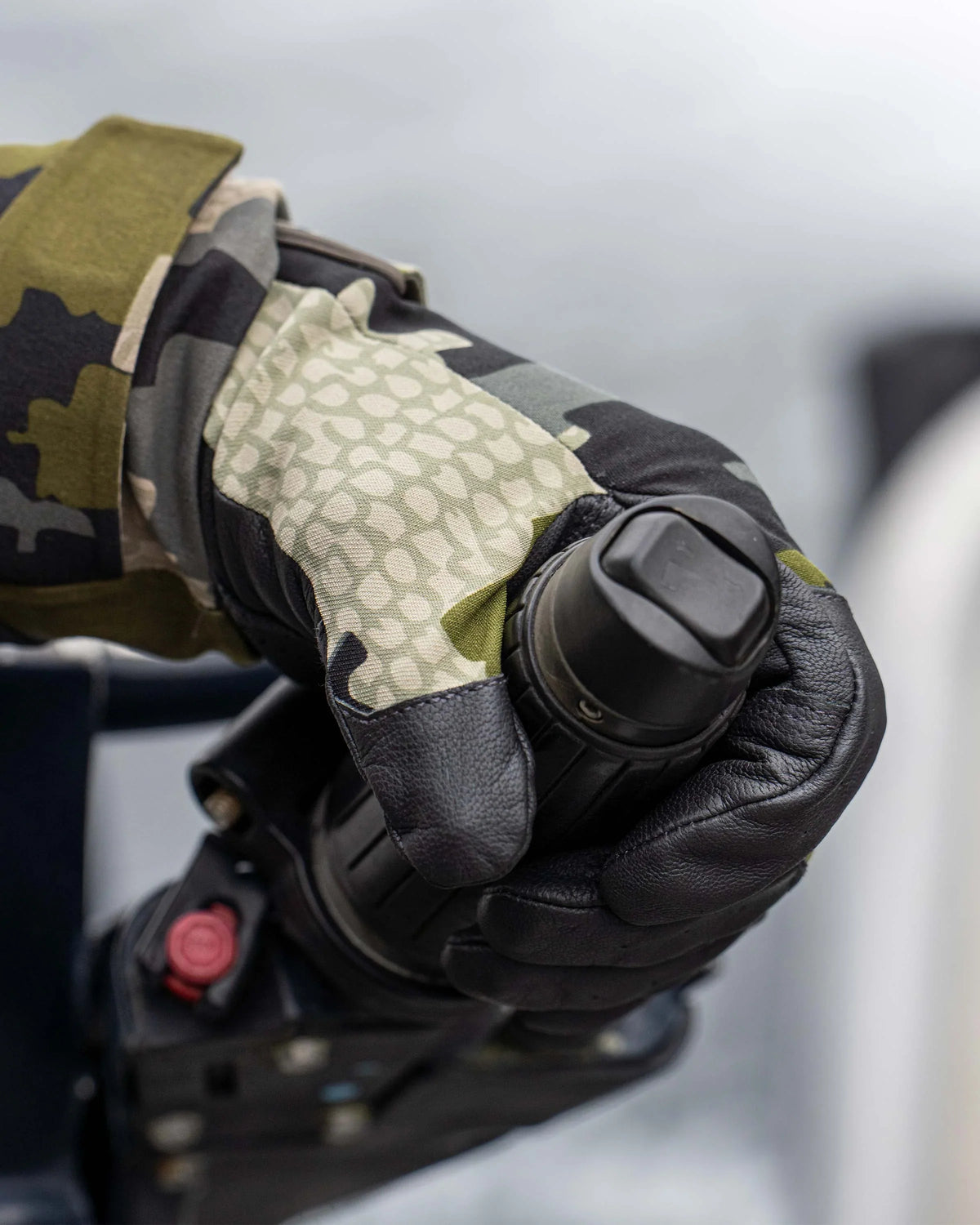Precision Glove | Gunmetal