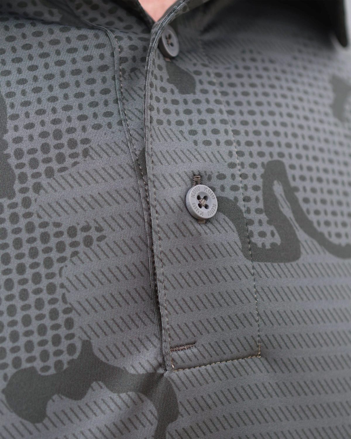 KUIU Performance Polo | Gunmetal Tonal