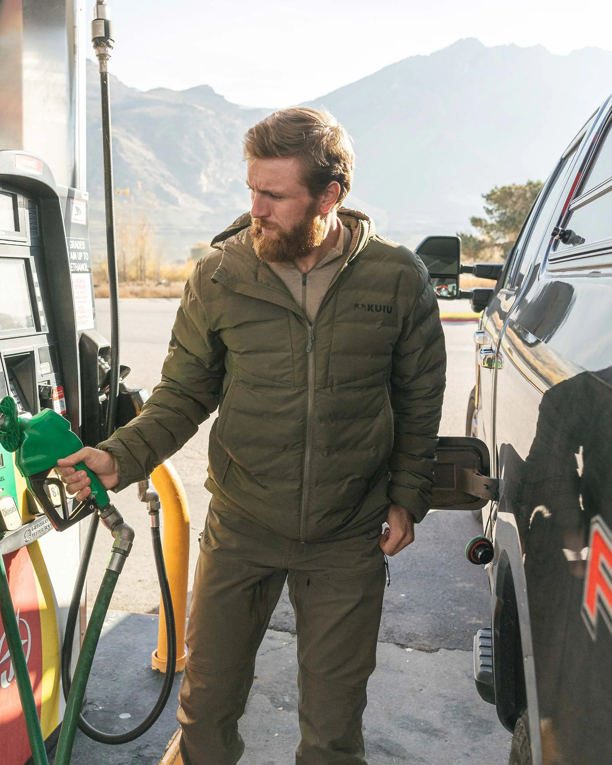 Elements Hooded Jacket | Carbon